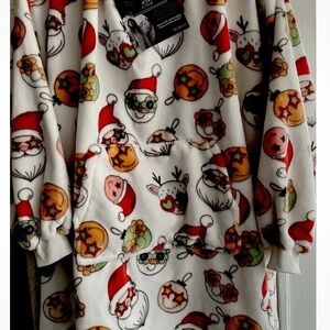 Throwzy by Marlo Lorenz  hooded poncho Junior one Size NWT